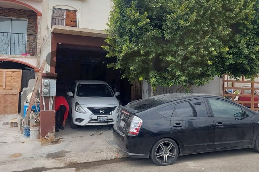 Casa en Hacienda Casa Grande, sobre calle Hacienda San Bartolomé