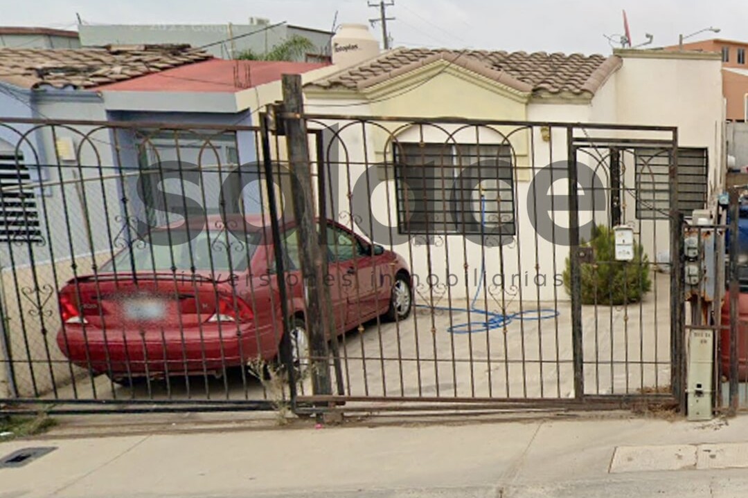 Casa en Real de Loma Bonita Norte, Calle Monte Elbrus